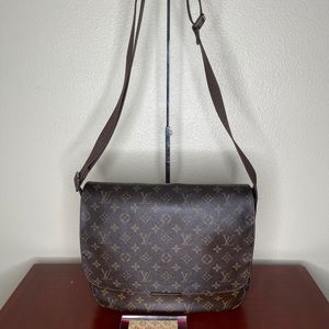 Loyis Vuitton Beauborge Messenger Bag MM
